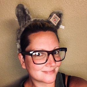 Meet your Posher, Joy